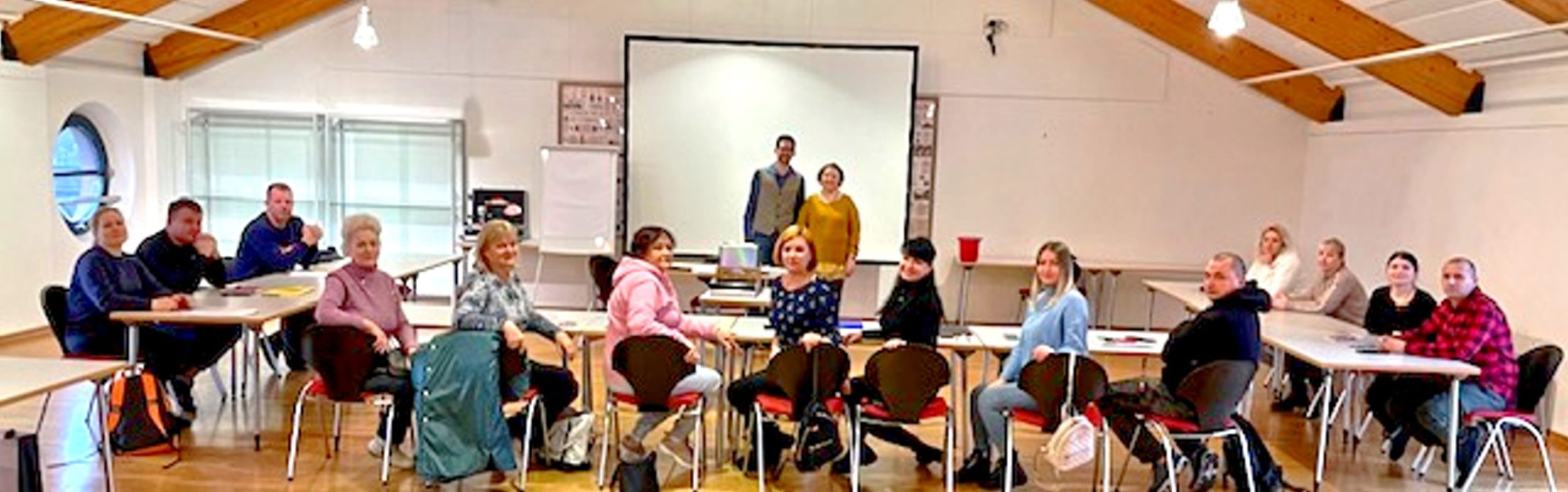 Flüchtlinge aus der Ukraine lernen in Nassau Deutsch
